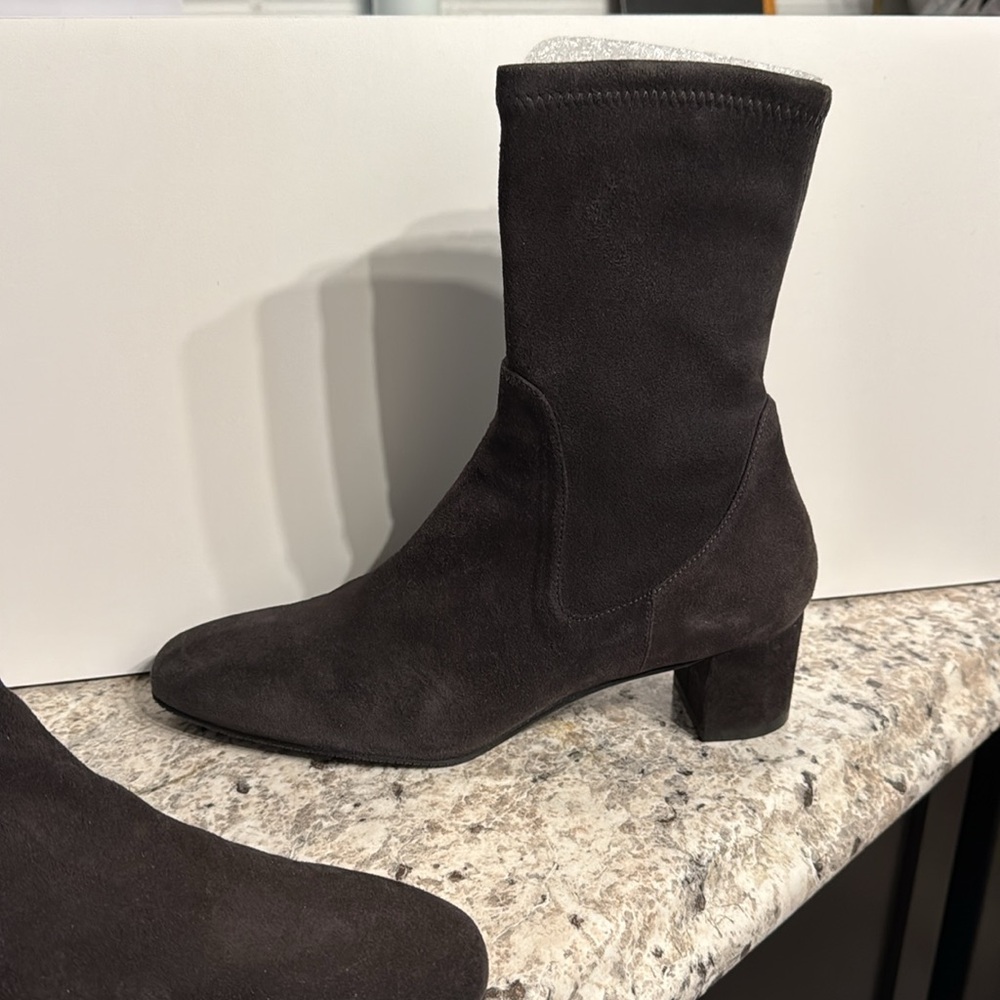 Worn once Stuart Weitzman ernestine slate stretch suede boot in box - Picture 7 of 9